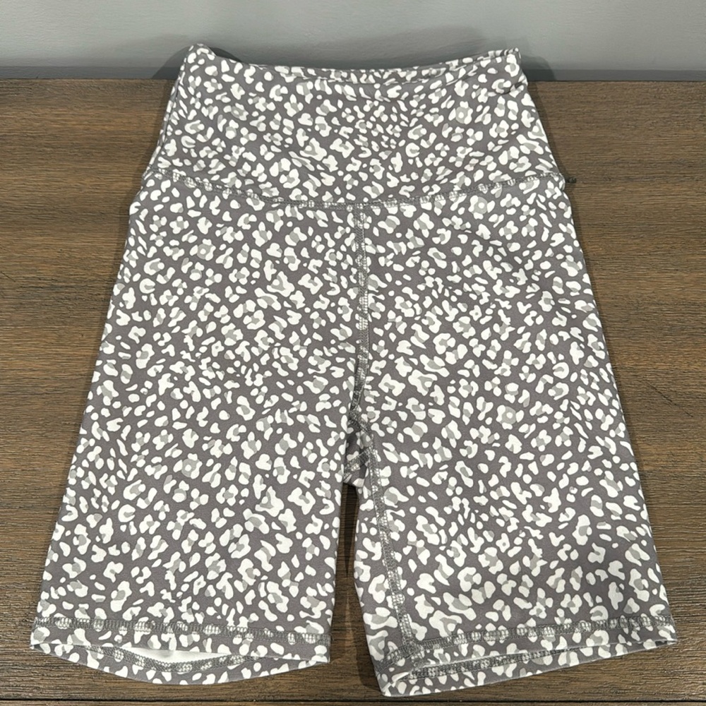 Balance Collection Leopard Print Biker Shorts Size Small